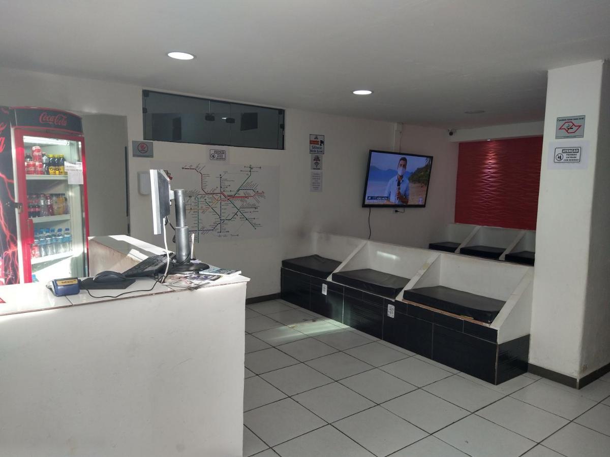 State Hostel - Em Frente Ao Metro São Paulo Eksteriør billede